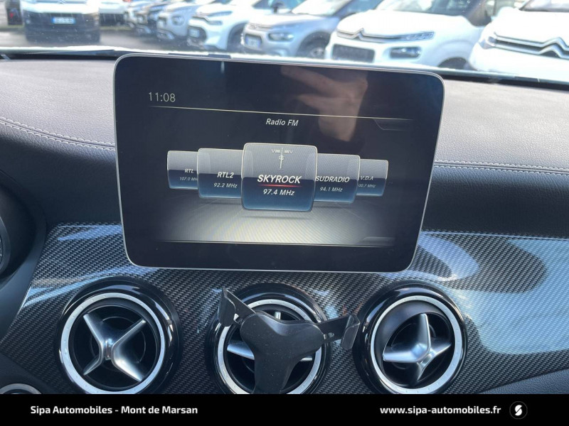 Mercedes GLA GLA 200 7-G DCT Starlight Edition 5p 2018 - photo n°19 Mercedes GLA GLA 200 7-G DCT Starlight Edition 5p  occasion à Mont-de-Marsan - photo n°19