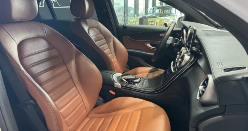 Mercedes GLC 350d 258Ch 4Matic Caméra 360 Attelage Alarme Pano / 05 2017 - photo n°6 Mercedes GLC 350d 258Ch 4Matic Caméra 360 Attelage Alarme Pano / 05  occasion à Saint-Diéry - photo n°6