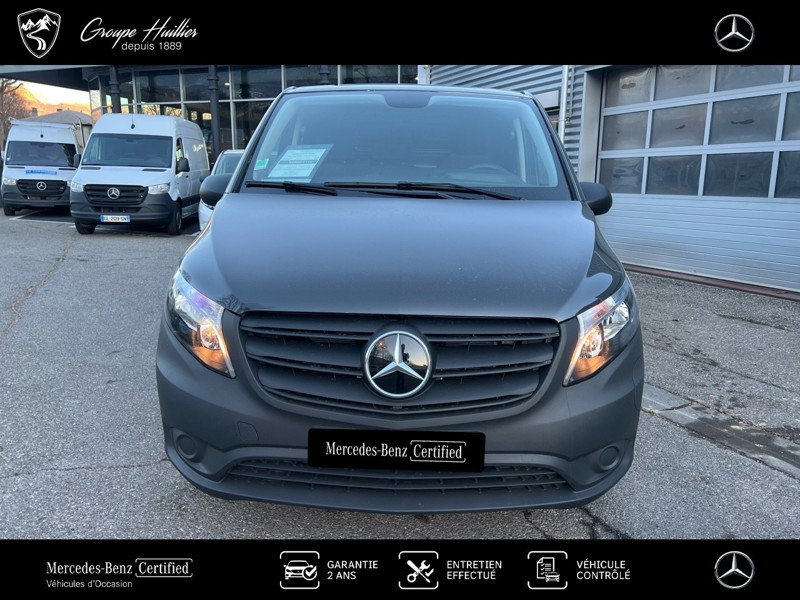 Mercedes Vito e 112 Fourgon Long Fg eVito 116ch 2023 - photo n°8 Mercedes Vito e 112 Fourgon Long Fg eVito 116ch  occasion à SISTERON - photo n°8
