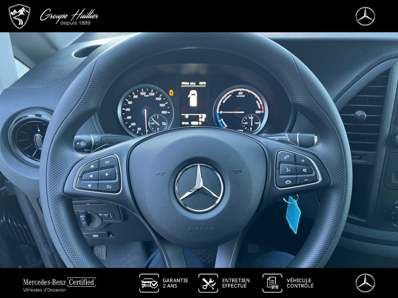 Mercedes Vito e 112 Fourgon Long Fg eVito 116ch 2023 - photo n°11 Mercedes Vito e 112 Fourgon Long Fg eVito 116ch  occasion à SISTERON - photo n°11