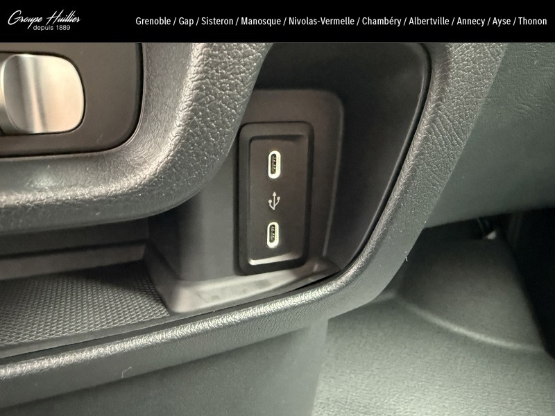 Mercedes Vito e 112 Fourgon Long 2024 - photo n°18 Mercedes Vito e 112 Fourgon Long  occasion à SISTERON - photo n°18