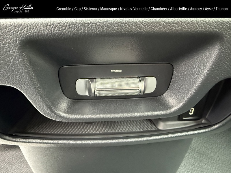 Mercedes Vito e 112 Fourgon Long 2024 - photo n°19 Mercedes Vito e 112 Fourgon Long  occasion à SISTERON - photo n°19