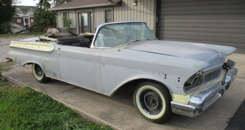 Mercury Turnpike Cruiser Indy 500 Replica Convertible 1957 - photo n°4 Mercury Turnpike Cruiser Indy 500 Replica Convertible  occasion à LYON - photo n°4