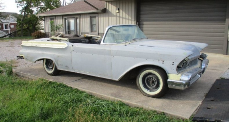 Mercury Turnpike Cruiser Indy 500 Replica Convertible 1957 - photo n°2 Mercury Turnpike Cruiser Indy 500 Replica Convertible  occasion à LYON - photo n°2