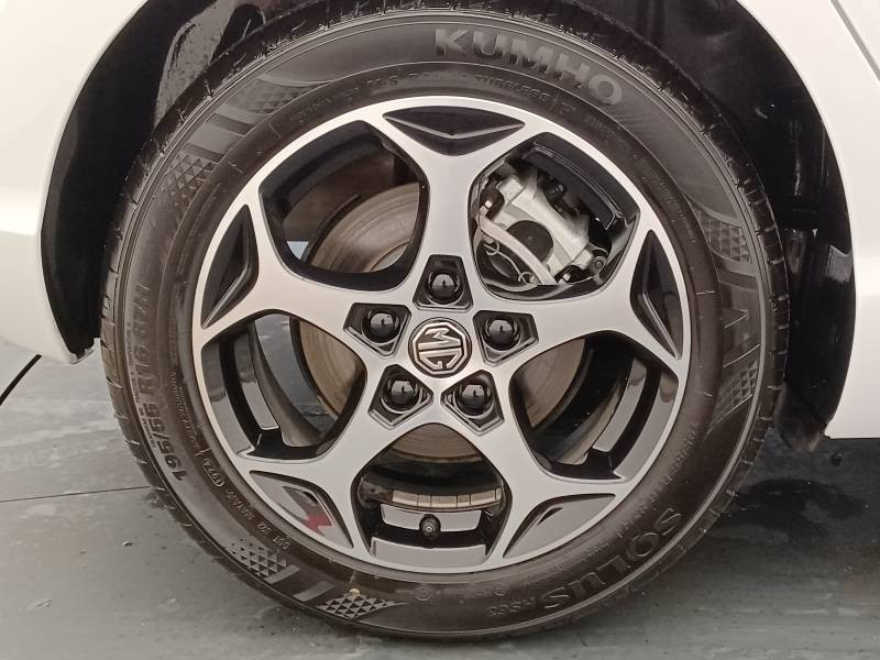 MG MOTOR MG3 1.5 L Hybrid+ 195 ch Comfort 2024 - photo n°10 MG MOTOR MG3 1.5 L Hybrid+ 195 ch Comfort  occasion à Toulenne - photo n°10