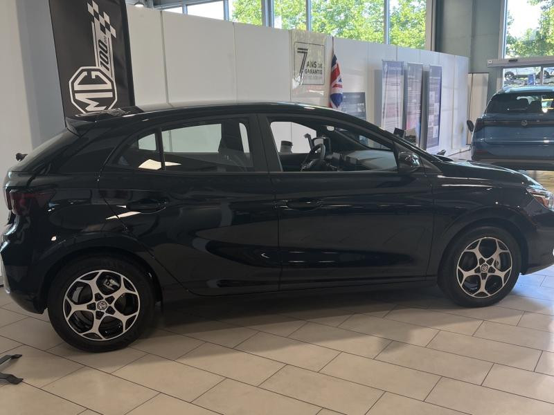 MG MOTOR MG3 Hybrid+ 195ch Comfort  occasion  Vert-Saint-Denis - photo n8