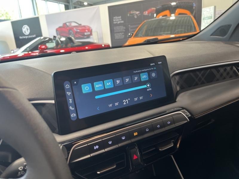 MG MOTOR MG3 Hybrid+ 195ch Comfort  occasion  Vert-Saint-Denis - photo n16