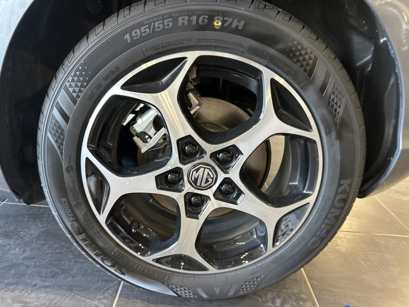 MG MOTOR MG3 Hybrid+ 195ch Comfort  occasion  Saint-Maximin - photo n16