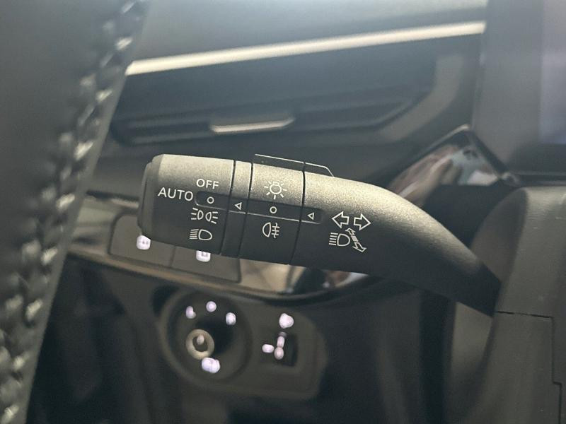 MG MOTOR MG3 Hybrid+ 195ch Luxury 2024 - photo n°20 MG MOTOR MG3 Hybrid+ 195ch Luxury  occasion à Glos - photo n°20