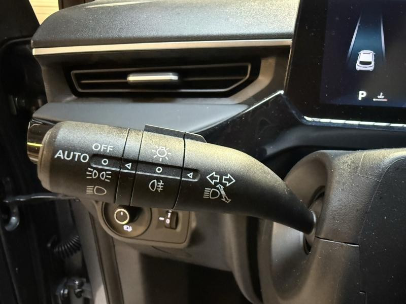 MG MOTOR MG3 Hybrid+ 195ch Luxury  occasion � Brie-Comte-Robert - photo n�14