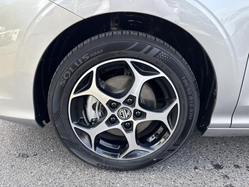 MG MOTOR MG3 Hybrid+ 195ch Luxury  occasion  Varennes-sur-Seine - photo n9
