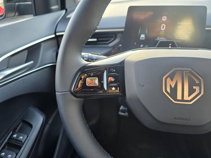 MG MOTOR MG3 Hybrid+ 195ch Luxury  occasion  Jaux - photo n12
