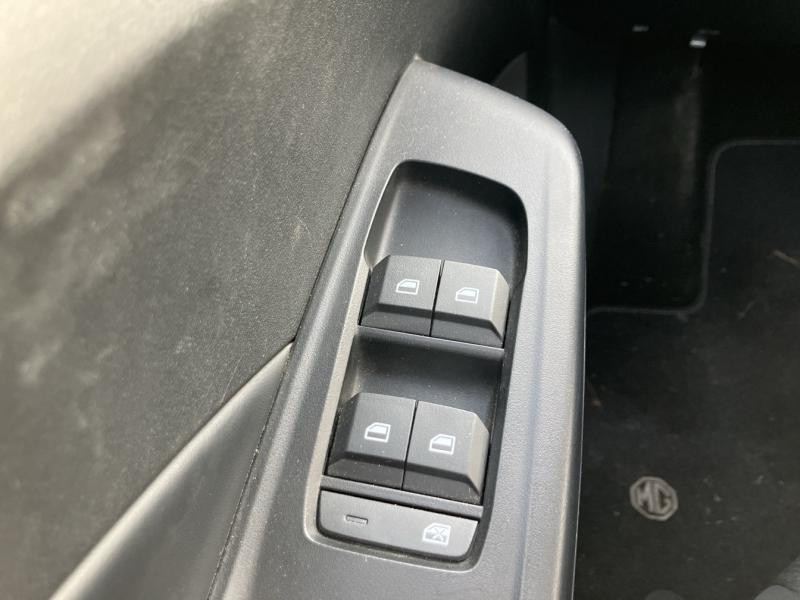 MG MOTOR MG3 Hybrid+ 195ch Standard  occasion � Fleury-les-Aubrais - photo n�20