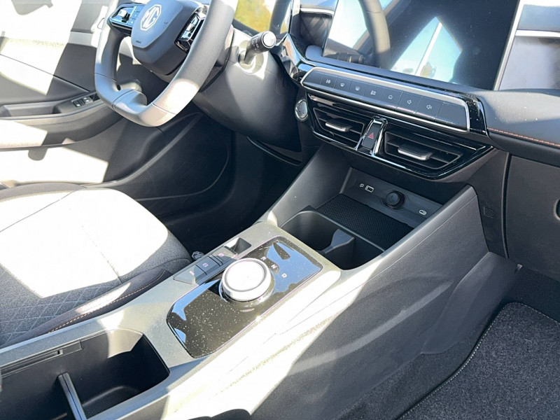 MG MOTOR MG3 MG3 1.5 L Hybrid+ 195 ch Comfort 5p  occasion  Anglet - photo n13