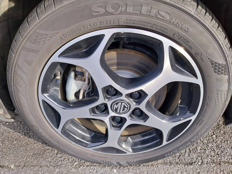 MG MOTOR MG3 MG3 1.5 L Hybrid+ 195 ch Luxury 5p 2024 - photo n°3 MG MOTOR MG3 MG3 1.5 L Hybrid+ 195 ch Luxury 5p  occasion à Chauray - photo n°3