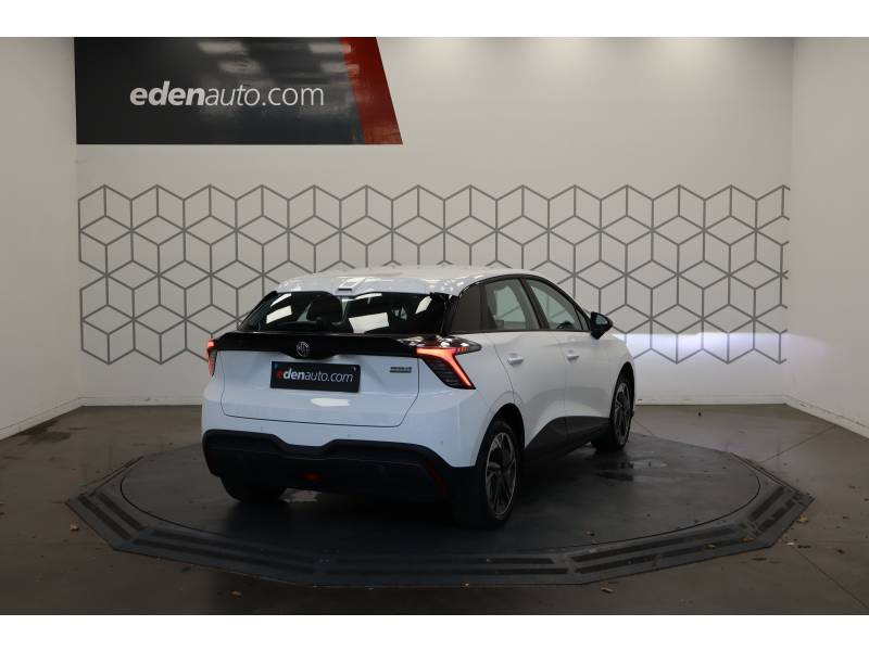 MG MOTOR MG4 Electric 51kWh - 125 kW 2WD Standard 2023 - photo n°2 MG MOTOR MG4 Electric 51kWh - 125 kW 2WD Standard  occasion à LONS - photo n°2