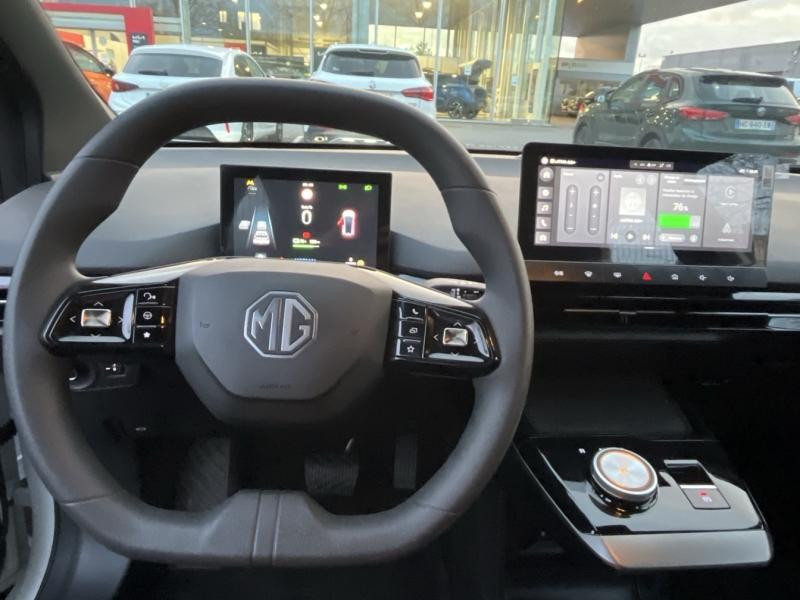 MG MOTOR MG4 EV 170ch - 51kWh MY23  occasion � Vert-Saint-Denis - photo n�16