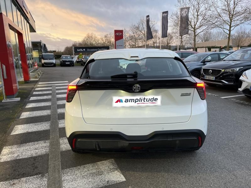 MG MOTOR MG4 EV 170ch - 51kWh MY23  occasion � Vert-Saint-Denis - photo n�7