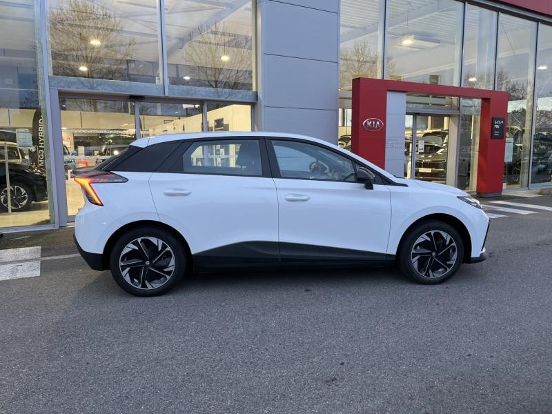 MG MOTOR MG4 EV 170ch - 51kWh MY23  occasion � Vert-Saint-Denis - photo n�5