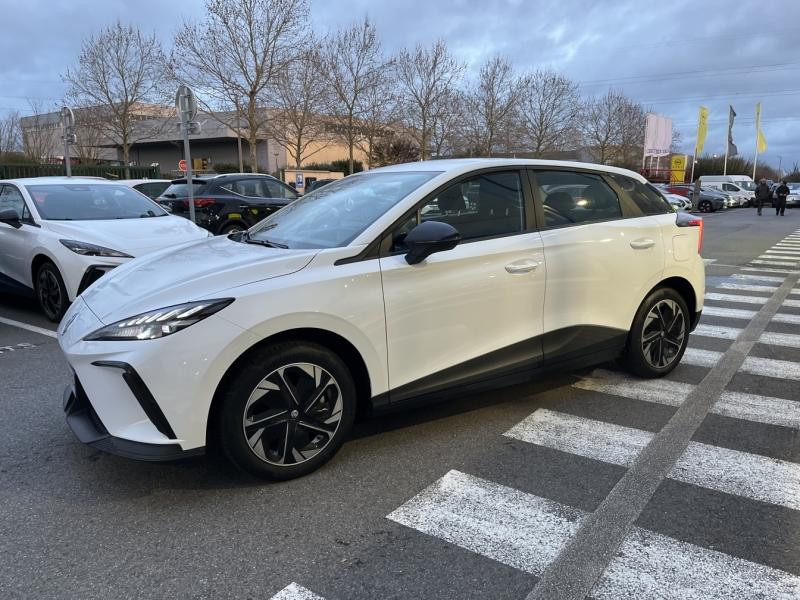 MG MOTOR MG4 EV 170ch - 51kWh MY23  occasion � Vert-Saint-Denis - photo n�2