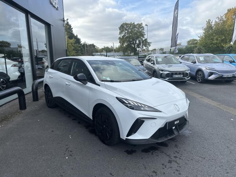 MG MOTOR MG4 EV 170ch - 51kWh MY23 2023 - photo n°3 MG MOTOR MG4 EV 170ch - 51kWh MY23  occasion à Saint-Maximin - photo n°3