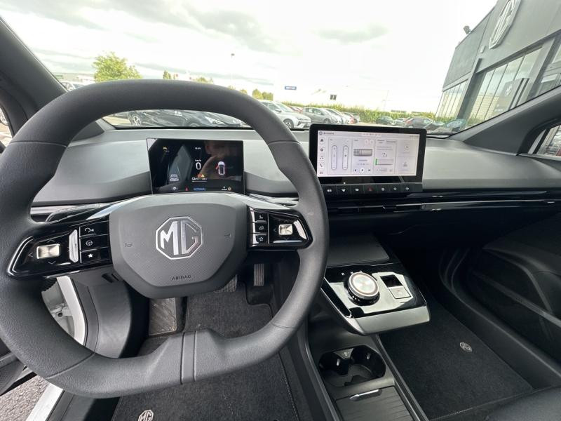 MG MOTOR MG4 EV 170ch - 51kWh MY23 2023 - photo n°18 MG MOTOR MG4 EV 170ch - 51kWh MY23  occasion à Saint-Maximin - photo n°18