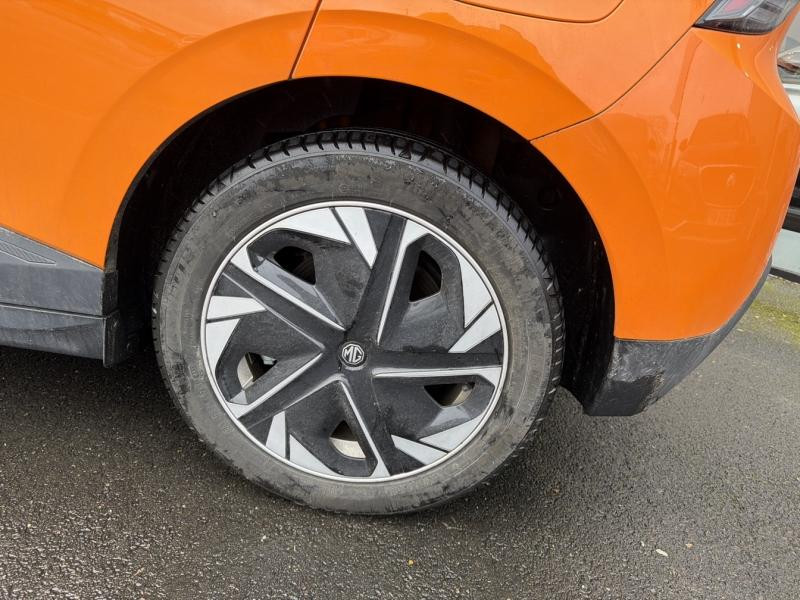 MG MOTOR MG4 EV 170ch - 51kWh MY23  occasion � Saint-Maximin - photo n�15