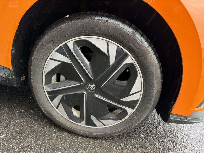 MG MOTOR MG4 EV 170ch - 51kWh MY23  occasion � Saint-Maximin - photo n�17