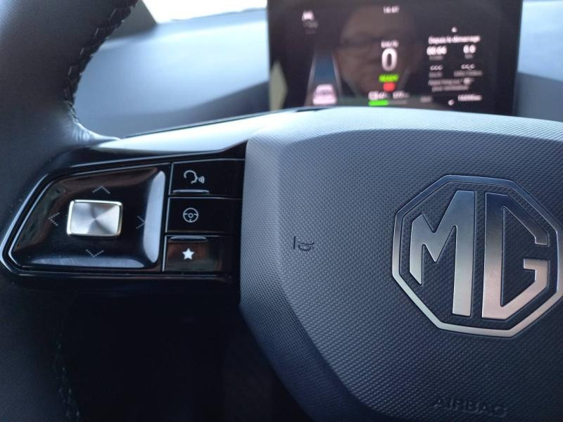 MG MOTOR MG4 EV 245ch - 77kWh Luxury MY23  occasion  Vert-Saint-Denis - photo n18