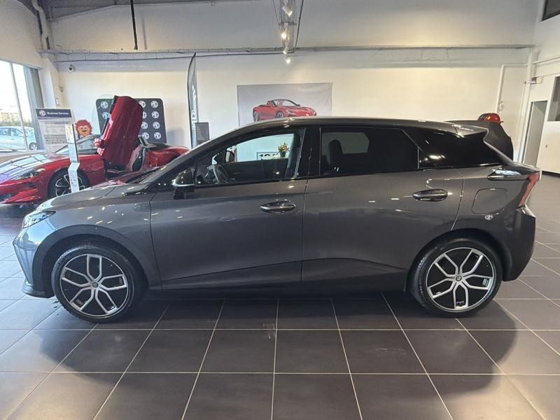 MG MOTOR MG4 EV 245ch - 77kWh Luxury MY23  occasion � Saint-Maximin - photo n�8