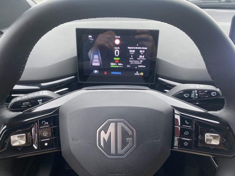 MG MOTOR MG4 EV 245ch - 77kWh Luxury MY23  occasion  Saint-Maximin - photo n12