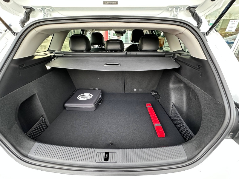 MG MOTOR MG5 EV 156ch - 61kWh Luxury MY23  occasion  Saint-Maximin - photo n16