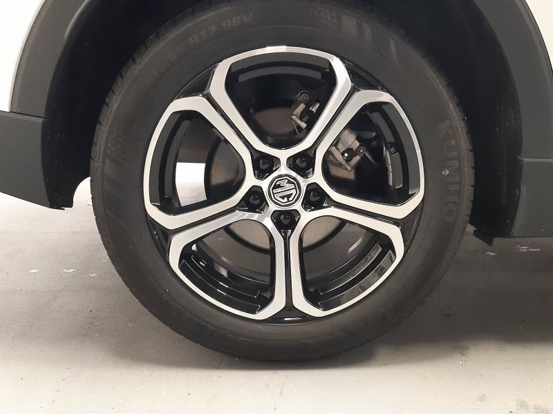 MG MOTOR ZS 1.5 L Hybrid+ 197 ch Comfort  occasion  Limoges - photo n10