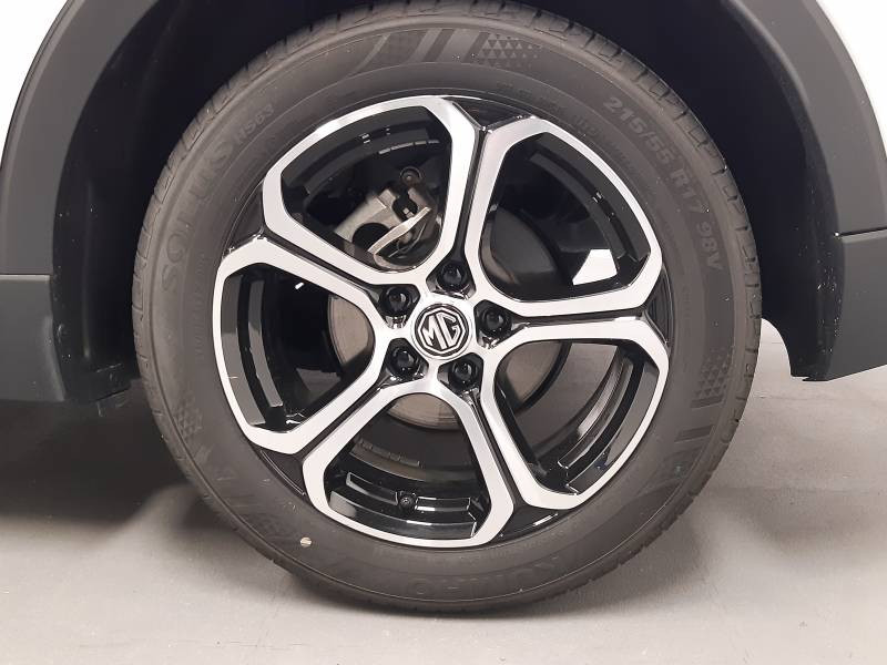 MG MOTOR ZS 1.5 L Hybrid+ 197 ch Comfort  occasion  Limoges - photo n5