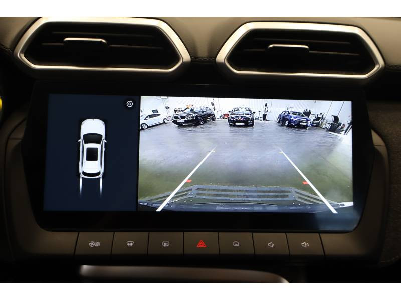 MG MOTOR ZS 1.5 L Hybrid+ 197 ch Comfort  occasion � LONS - photo n�17