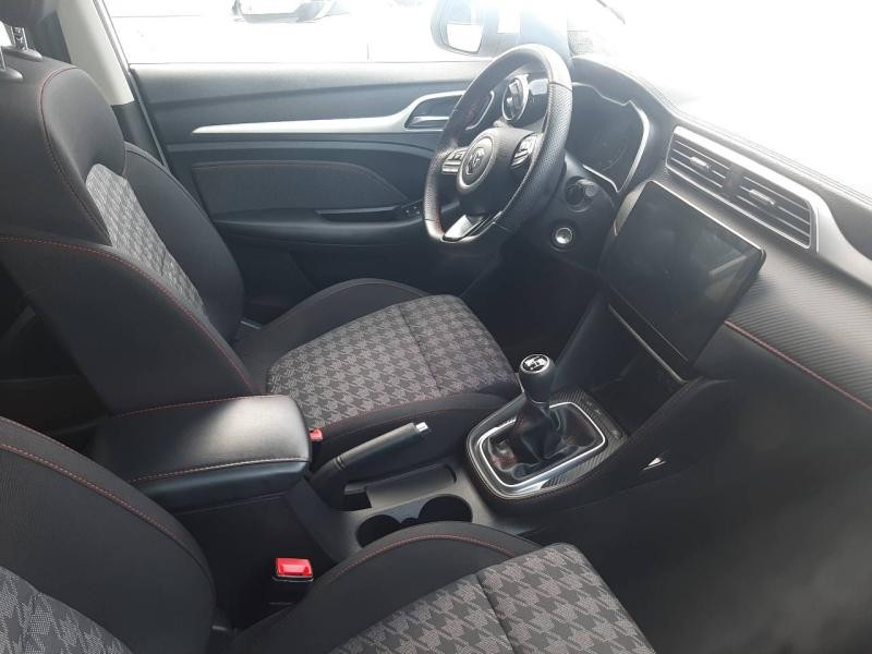 MG MOTOR ZS 1.5 VTi-Tech 106ch Comfort  occasion � Vert-Saint-Denis - photo n�5