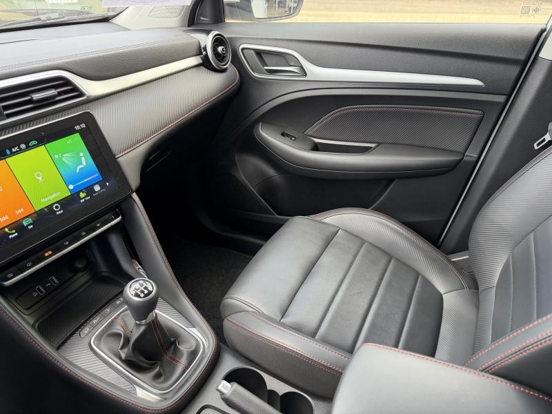 MG MOTOR ZS 1.5 VTi-Tech 106ch Luxury  occasion  Barberey-Saint-Sulpice - photo n14