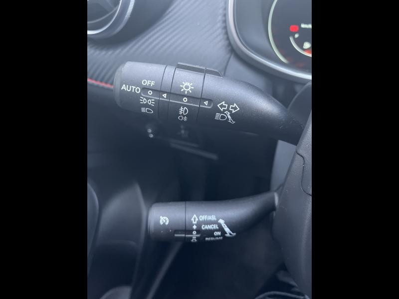 MG MOTOR ZS 1.5 VTi-Tech 106ch Luxury  occasion  Vert-Saint-Denis - photo n19
