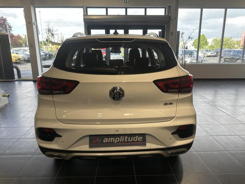 MG MOTOR ZS 1.5 VTi-Tech 106ch Luxury  occasion  Saint-Maximin - photo n6