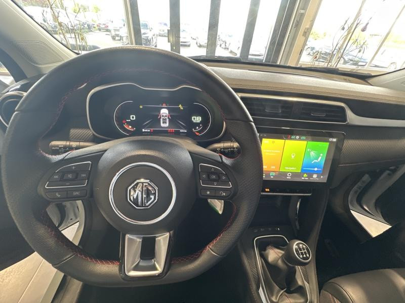 MG MOTOR ZS 1.5 VTi-Tech 106ch Luxury  occasion  Saint-Maximin - photo n19