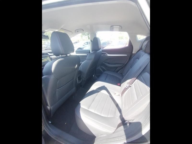 MG MOTOR ZS 1.5 VTi-Tech 106ch Luxury  occasion  Saint-Maximin - photo n10