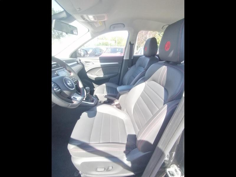 MG MOTOR ZS 1.5 VTi-Tech 106ch Luxury  occasion  Saint-Maximin - photo n8