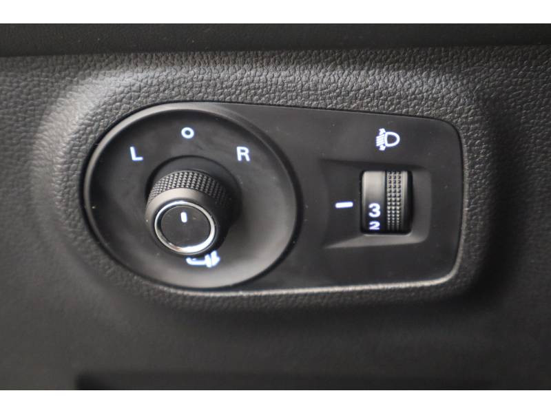 MG MOTOR ZS 1.5L VTI-Tech 106ch 2WD Comfort  occasion à LONS - photo n°9
