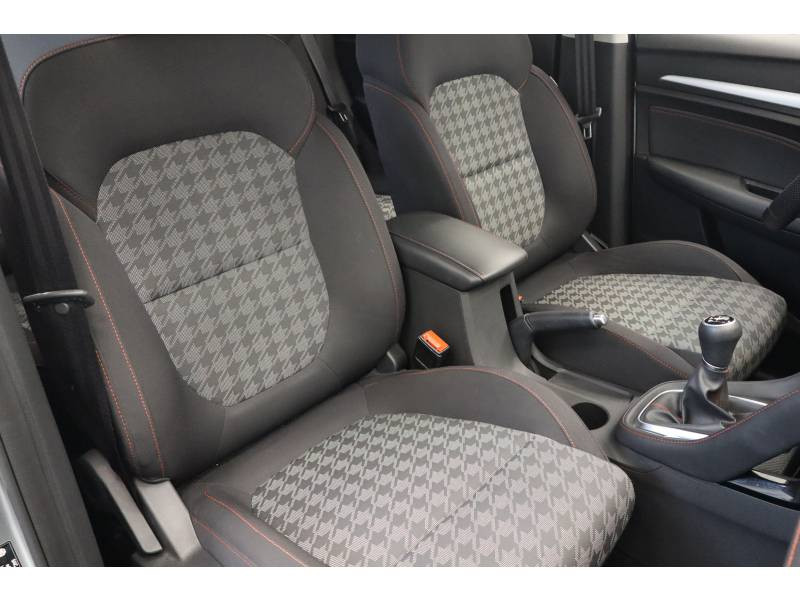 MG MOTOR ZS 1.5L VTI-Tech 106ch 2WD Comfort 2023 - photo n°11 MG MOTOR ZS 1.5L VTI-Tech 106ch 2WD Comfort  occasion à LONS - photo n°11