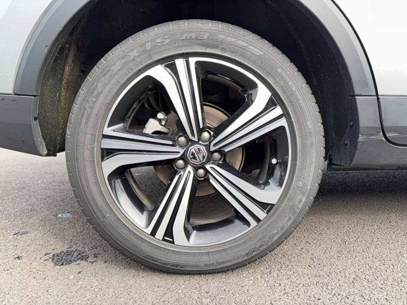 MG MOTOR ZS 1.5L VTI-Tech 106ch 2WD Comfort  occasion  Toulenne - photo n11