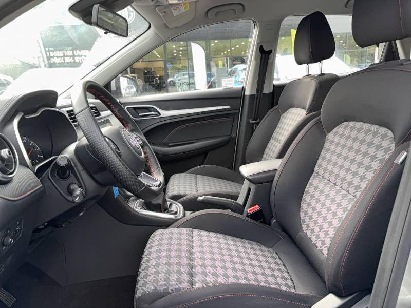 MG MOTOR ZS 1.5L VTI-Tech 106ch 2WD Comfort  occasion  Toulenne - photo n13