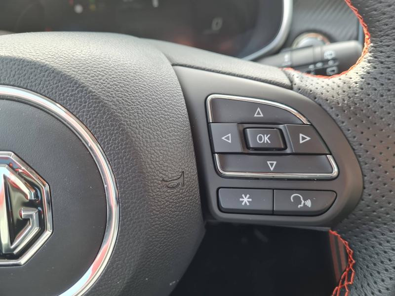 MG MOTOR ZS EV 115kW Luxury 70kWh Autonomie étendue  occasion  Jaux - photo n13