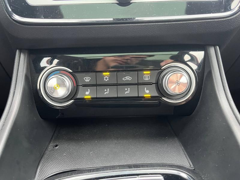 MG MOTOR ZS EV 143ch Luxury  occasion  Vert-Saint-Denis - photo n16