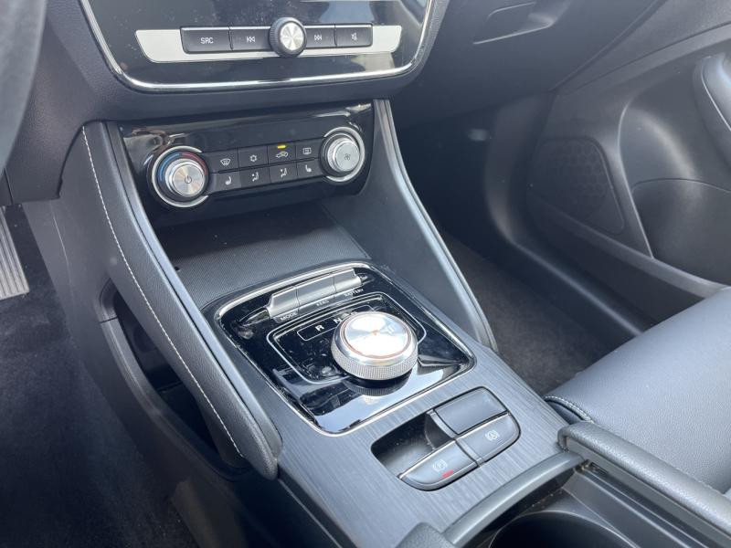 MG MOTOR ZS EV 143ch Luxury  occasion  Vert-Saint-Denis - photo n19