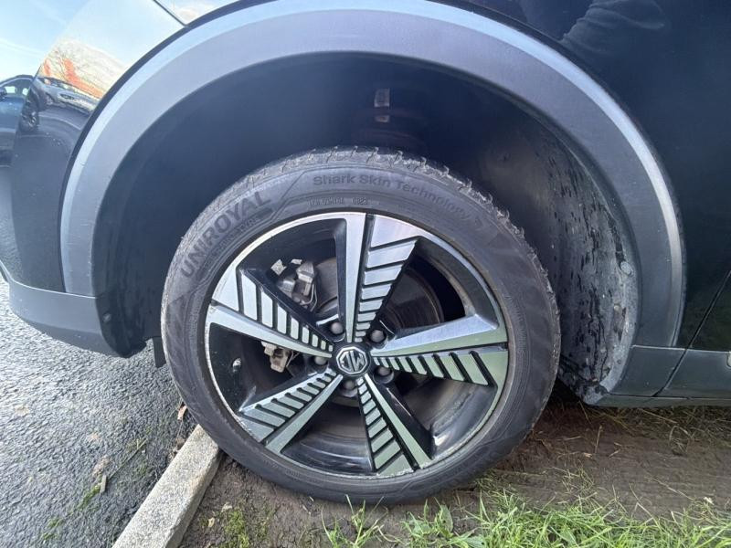 MG MOTOR ZS EV 143ch Luxury  occasion � Saint-Maximin - photo n�14